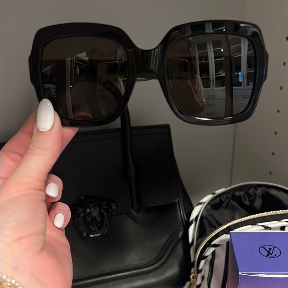 Gucci Black Square Sunglasses